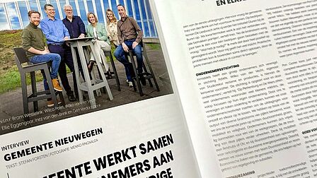 Artikel in opengeslagen tijdschrift