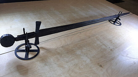 Middeleeuws zwaard tentoongesteld